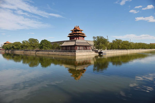 A turret of the Forbidden City under blue sky in Beijing in this photo taken on July 12, 2015. (Photo/Xinhua) A turret of the Forbidden City under blue sky in Beijing in this photo taken on July 12, 2015. (Photo/Xinhua)