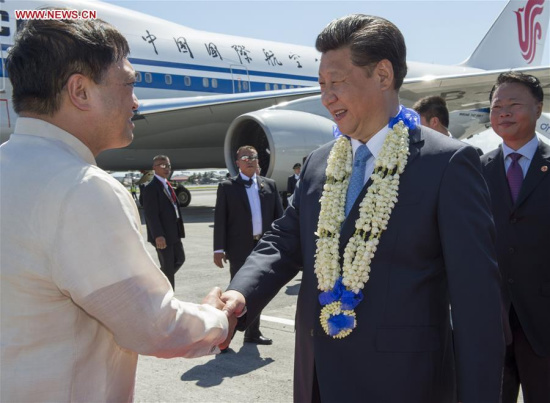 Chinese President Xi Jinping (R Front) arrives in Manila, Philippines, Nov. 17, 2015 for the 23rd APEC economic leaders' meeting. (Photo: Xinhua/Li Xueren) Chinese President Xi Jinping (R Front) arrives in Manila, Philippines, Nov. 17, 2015 for the 23rd APEC economic leaders' meeting. (Photo: Xinhua/Li Xueren)