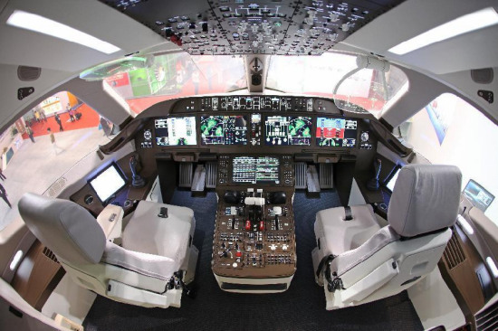 A view of the cockpit of C919, China's first domestically produced large passenger plane. The plane's maiden flight will take off from Shanghai Pudong International Airport. (Photo/Xinhua) A view of the cockpit of C919, China's first domestically produced large passenger plane. The plane's maiden flight will take off from Shanghai Pudong International Airport. (Photo/Xinhua)