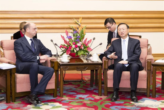 Chinese State Councilor Yang Jiechi (R) meets with visiting Italian Foreign Minister Angelino Alfano in Beijing, capital of China, Dec. 19, 2017. (Xinhua/Ding Haitao)