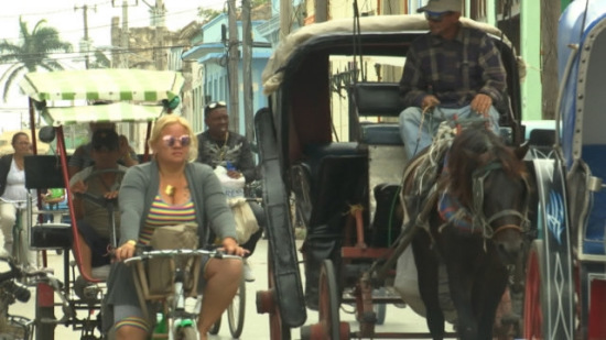 During the Special Period, Cuba swapped bikes for cars and horse-drawn carriages for buses. /CGTN Photo During the Special Period, Cuba swapped bikes for cars and horse-drawn carriages for buses. /CGTN Photo