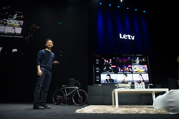 Jia Yueting, founder and CEO of LeTV Holdings Co Ltd, delivers a keynote speech on October 27, 2015 during the company's porduct launch event held in Beijing. (Photo provided to chinadaily.com.cn) Jia Yueting, founder and CEO of LeTV Holdings Co Ltd, delivers a keynote speech on October 27, 2015 during the company's porduct launch event held in Beijing. (Photo provided to chinadaily.com.cn)