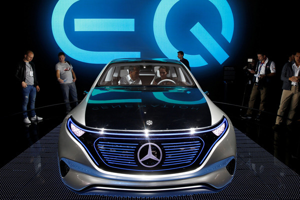 The Mercedes EQ concept car is displayed on Sept 30, media day at the Paris auto show. (Photo by Enoit Tessier/For China Daily) The Mercedes EQ concept car is displayed on Sept 30, media day at the Paris auto show. (Photo by Enoit Tessier/For China Daily)