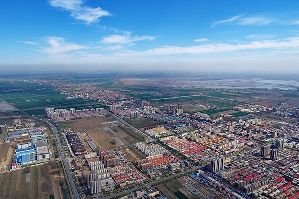 Aerial photo taken on April 1, 2017 shows Anxin county, North China's Hebei province. (Photo/Xinhua) Aerial photo taken on April 1, 2017 shows Anxin county, North China's Hebei province. (Photo/Xinhua)