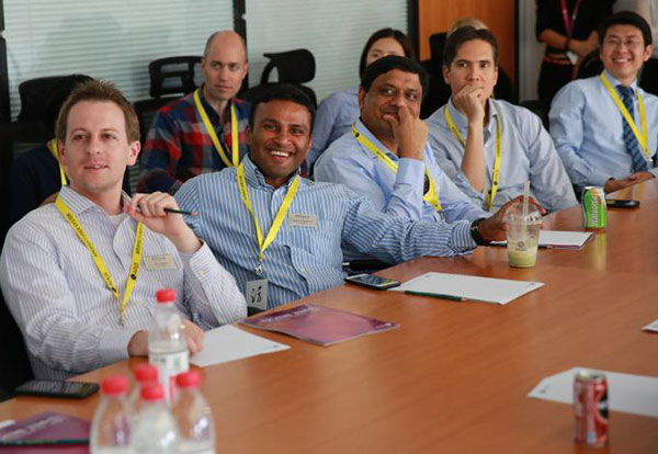 Students attending the MBA program for executives at Wharton School, University of Pennsylvania visit Chinese mobile internet startup APUS Group in Beijing, Sept 12, 2017. (Photo provided to chinadaily.com.cn) Students attending the MBA program for executives at Wharton School, University of Pennsylvania visit Chinese mobile internet startup APUS Group in Beijing, Sept 12, 2017. (Photo provided to chinadaily.com.cn)