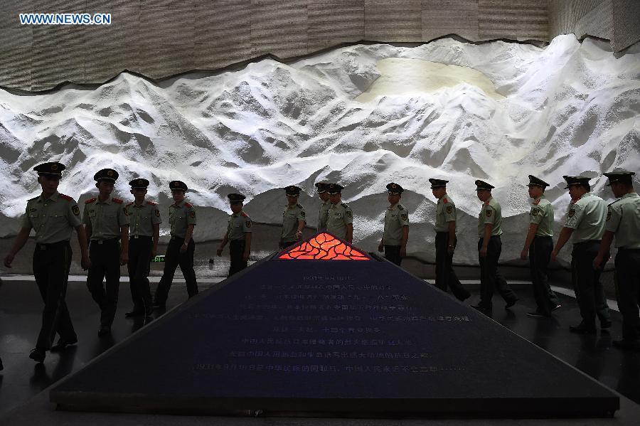 People visit museum to mark 84th anniv. of 'September 18 Incident'(3/7)