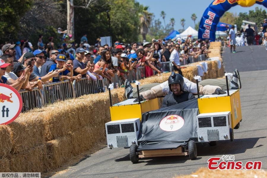 Red Bull Soapbox Race in Lausanne(1/6)