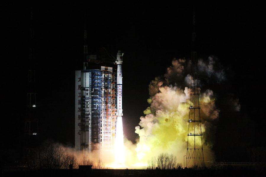 China launches new meteorological satellite(1/2)
