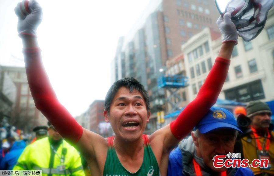 Linden, Kawauchi win Boston Marathon(1/6)