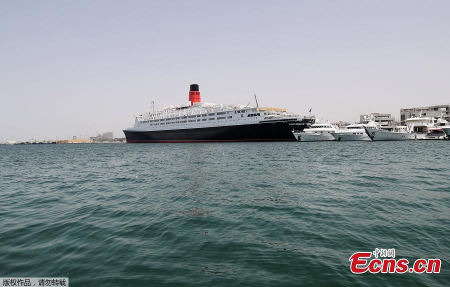 Famed Queen Elizabeth 2 ship now a floating hotel in Dubai(1/8)