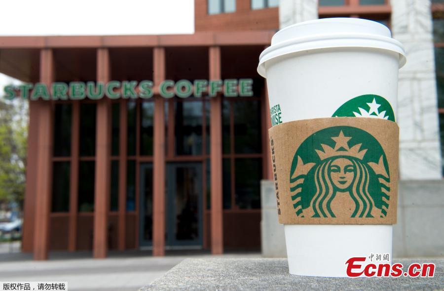Starbucks to close 8,000 U.S. stores for one afternoon for racial-bias training(1/5)
