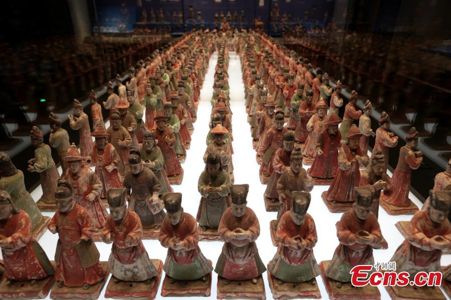 Shaanxi History Museum opens show on ancient civilization (1/8)