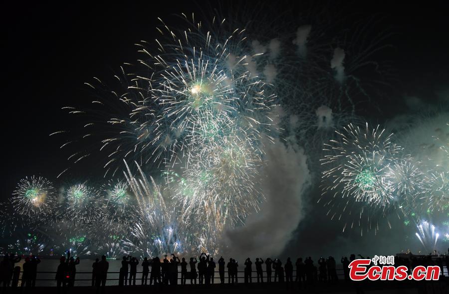 A light show and fireworks display is held to welcome guests attending the 18th Shanghai Cooperation Organization (SCO) Summit in Qingdao, Shandong Province, June 9, 2018. (Photo: China News Service /Zhang Yong)