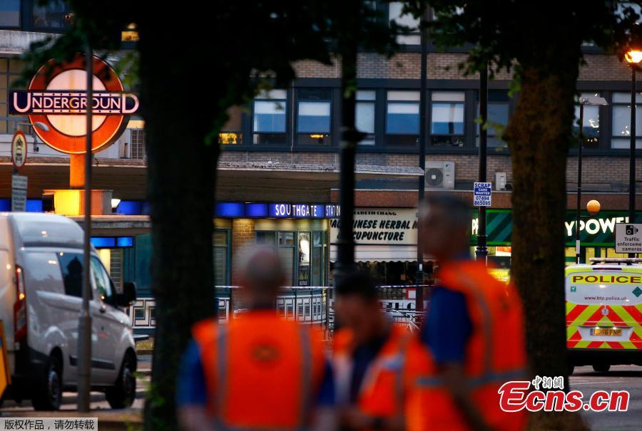 London Transport staff stand at the scene after several people were injured after a small explosion at Southgate Underground station in north London, Britain June 19, 2018. Five people have been injured after an explosion at a London underground station, which officials said they believed was caused by a battery short circuit. (Photo/Agencies)