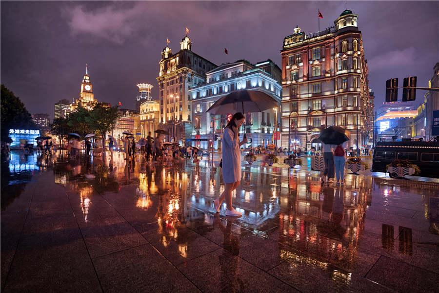A photo of Shanghai by photographer Trey Ratcliff. (Photo provided to chinadaily.com.cn)
Famous U.S. photographer Trey Ratcliff might have a visual impairment ? he is blind in one eye — but he says this shortcoming has been more of a boon than impediment to his creative pursuits. He is good at using HDR techniques to shoot photos, creating photographs with distinctive features. Let\'s see some shots of Chinese cities through his lens.