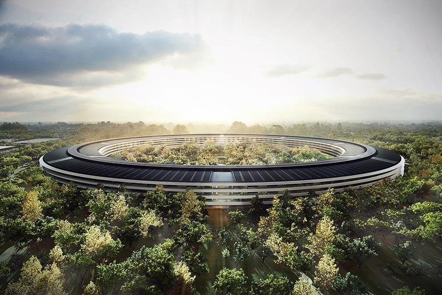 Apple Park (Photo/Courtesy of Foster + Partners)
Norman Foster, the British architect and winner of Pritzker Architecture Award, describes sustainable design as an approach \