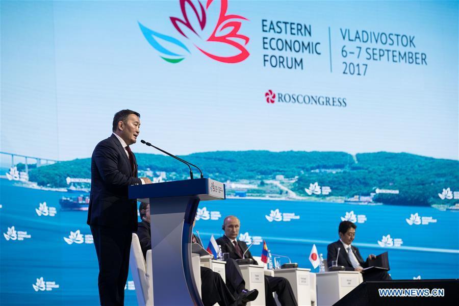 Mongolian President Khaltmaa Battulga (L) speaks on the plenary session of the third Eastern Economic Forum in Vladivostok, Russia, on Sept. 7, 2017. (Xinhua/Wu Zhuang)