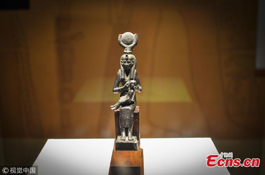 This photo taken on Oct. 7, 2018 shows cultural relics of Ancient Egypt displayed at a museum in Zhejiang. (Photo: VCG/Yin Fujun)