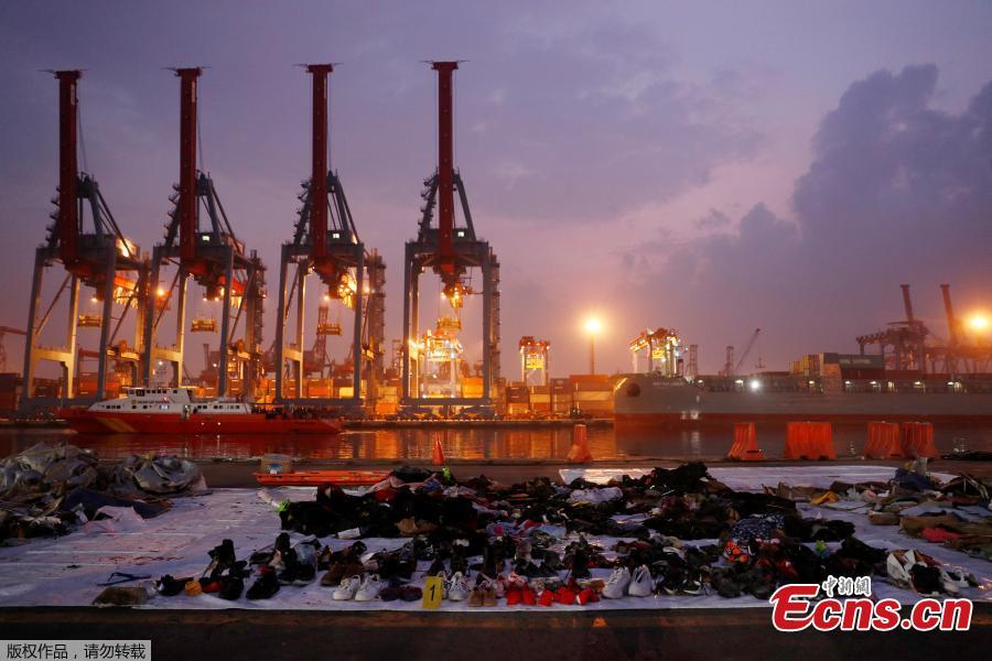Recovered belongings believed to be from the crashed Lion Air flight JT610 are laid out at Tanjung Priok port in Jakarta, Indonesia, November 1, 2018. (Photo/Agencies)