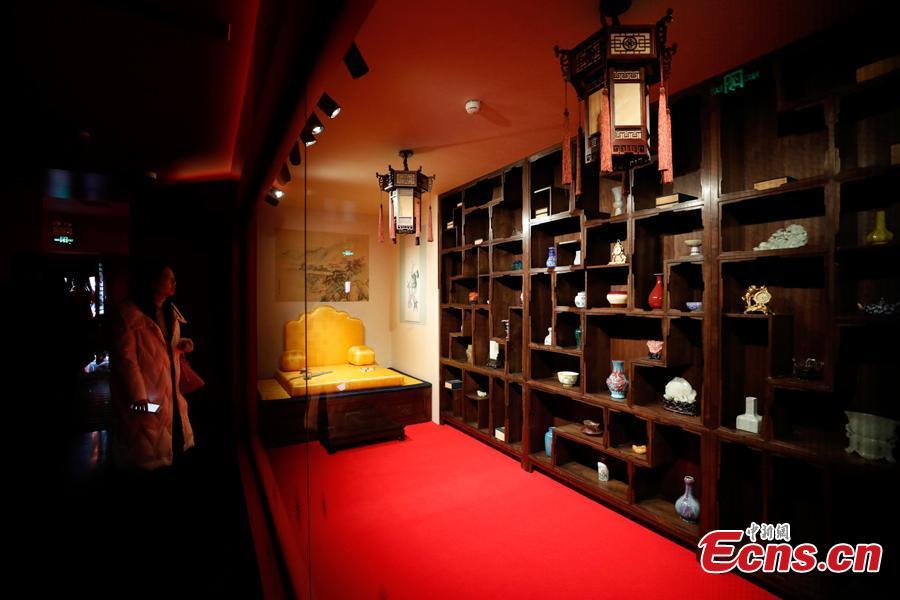 A view of a new exhibition at the Treasure Gallery in the Palace Museum, Beijing, Jan. 28, 2019. The Treasure Gallery is a series of exhibition spaces in the northeast of the museum known as the Palace of Tranquil Longevity Sector (Ningshou gong qu). The new exhibition consists of four gallery rooms displaying jewels, gold and silver, jade and bonsai relics. It will open before the Spring Festival, China’s Lunar New Year, on February 5. (Photo: China News Service/Du Yang)