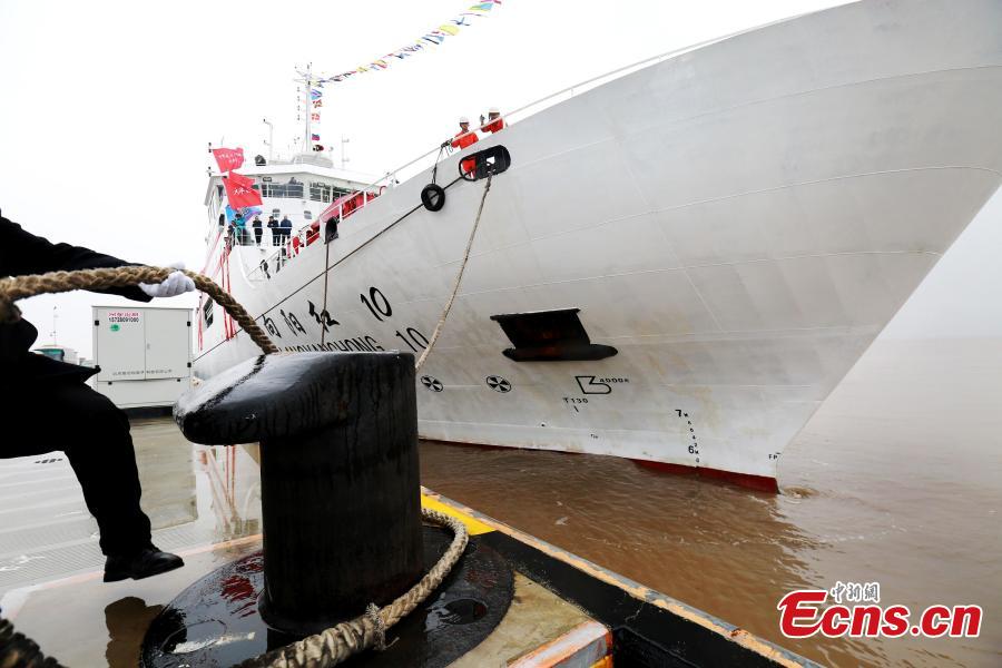 Chinese research ship Xiangyanghong 10 sets sail for an expedition in the Pacific Ocean in Zhoushan, Zhejiang Province, March 18, 2019. The whole journey will take 255 days and involve 22,000-sea miles. The research will promote China\'s understanding of the deep sea, according to the Ministry of Natural Resources. (Photo provided to China News Service)