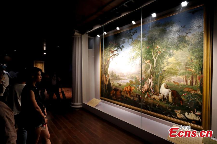 78 artifacts from the collection of the Vatican Museums are on show at the Palace Museum. (Photo/China News Service)