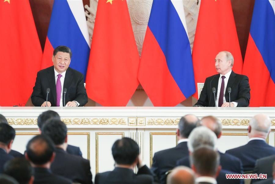 Chinese President Xi Jinping (L) and his Russian counterpart Vladimir Putin meet the press after their talks in Moscow, Russia, June 5, 2019. Xi Jinping held talks with Vladimir Putin at the Kremlin in Moscow on Wednesday. (Xinhua/Yao Dawei)