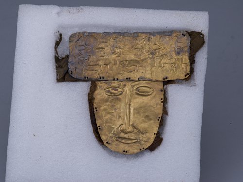 The Zhang Zhung gold mask (Photo/Courtesy of Capital Museum) The Zhang Zhung gold mask (Photo/Courtesy of Capital Museum)