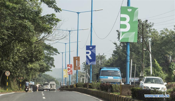 Photo taken on Oct. 14, 2016 shows a street in Goa, India. The 8th BRICS summit will be held in Goa of India on Oct. 15 to 16. (Xinhua/Lui Siu Wai) Photo taken on Oct. 14, 2016 shows a street in Goa, India. The 8th BRICS summit will be held in Goa of India on Oct. 15 to 16. (Xinhua/Lui Siu Wai)